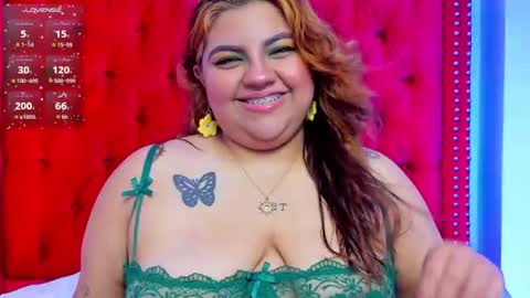 Snapshot of sunnyhoney_ chatting on 07-02-26, 12:22 Sunny online show from 07-02-26, 12:22