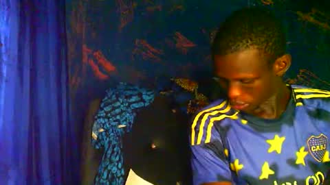 Sunnyblack2 online show from 04-30-26, 08:42