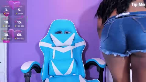      online show from 02-10-25, 06:03