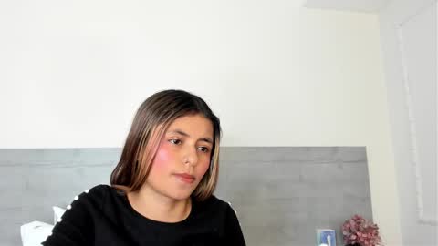 sunnywhitee online show from 03-20-26, 03:06