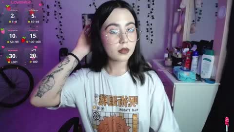 Snapshot of sunset_pienk chatting on 11-26-25, 04:57 Sunset online show from 11-26-25, 04:57