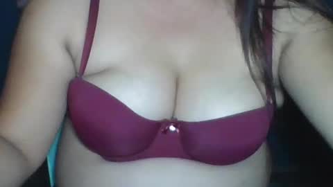 Snapshot of sunshine_789 chatting on 06-18-26, 06:56 sunshine_789 online show from 06-18-26, 06:56