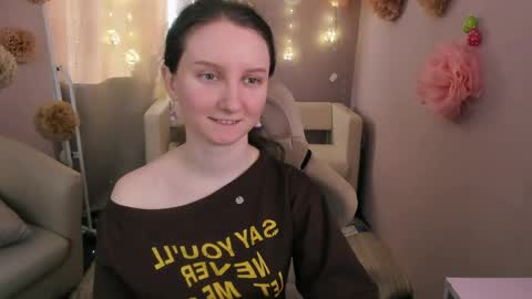 Alice online show from 04-09-26, 06:19