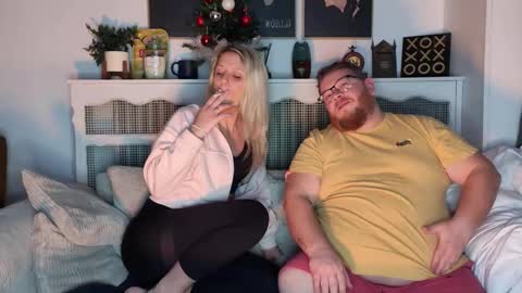 Snapshot of sunshine_diddy chatting on 12-19-25, 11:45 Ava online show from 12-19-25, 11:45