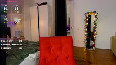 Snapshot of sunshine_lina chatting on 12-12-24, 12:16 Lina online show from 12-12-24, 12:16