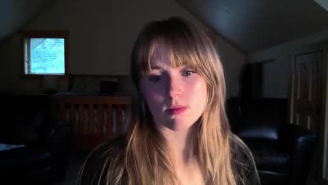 Snapshot of sunshine_pixie chatting on 11-21-25, 11:36 Sunray online show from 11-21-25, 11:36