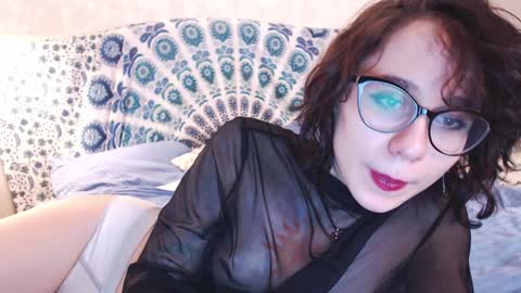 Hella online show from 01-10-25, 08:18