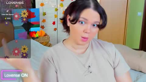 sunyy_bunyy online show from 10-16-25, 07:42