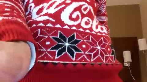 Snapshot of super_dave88 chatting on 01-02-25, 06:40 Super dave88 online show from 01-02-25, 06:40