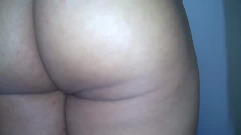 Snapshot of superboy977 chatting on 10-16-25, 07:37 superboy977 online show from 10-16-25, 07:37