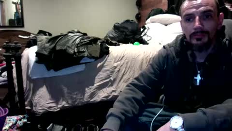 Snapshot of superd512 chatting on 12-12-24, 03:21 Guero Cash online show from 12-12-24, 03:21