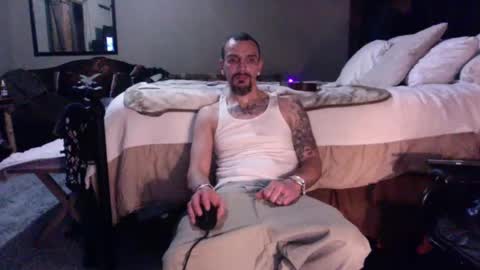 Snapshot of superd512 chatting on 12-17-24, 10:11 Guero Cash online show from 12-17-24, 10:11