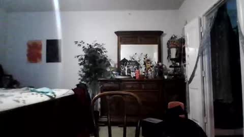 Snapshot of superd512 chatting on 12-31-24, 11:39 Guero Cash online show from 12-31-24, 11:39