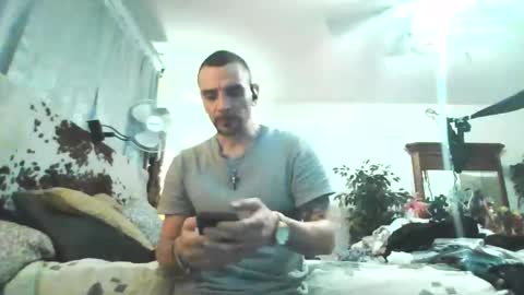 Snapshot of superd512 chatting on 02-03-25, 08:13 Guero Cash online show from 02-03-25, 08:13