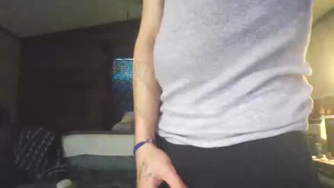 Snapshot of superd512 chatting on 02-18-25, 08:25 Guero Cash online show from 02-18-25, 08:25