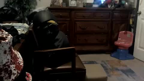 Snapshot of superd512 chatting on 10-24-25, 09:00 Guero Cash online show from 10-24-25, 09:00