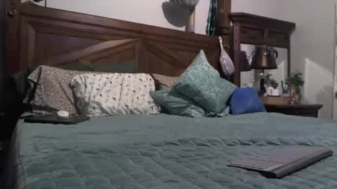 Snapshot of superd512 chatting on 12-02-25, 02:45 Guero Cash online show from 12-02-25, 02:45