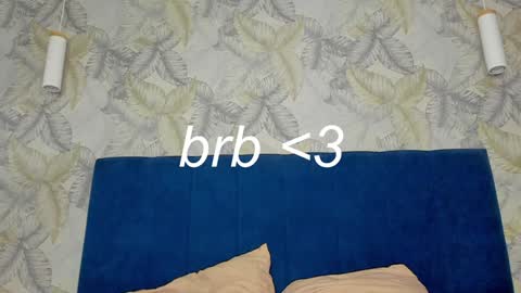 Snapshot of superior_cat chatting on 01-30-25, 08:42 Una online show from 01-30-25, 08:42