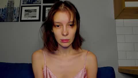 Snapshot of superior_cat chatting on 11-08-25, 08:51 Una online show from 11-08-25, 08:51