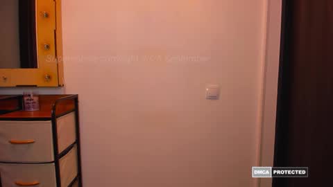 Snapshot of supernatalie chatting on 09-17-25, 09:44 Natalie online show from 09-17-25, 09:44