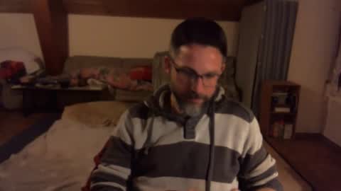 Snapshot of supersquirrel81 chatting on 11-06-25, 09:59 supersquirrel81 online show from 11-06-25, 09:59