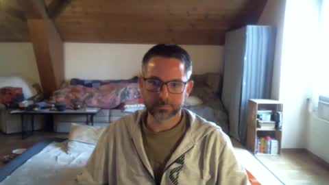 Snapshot of supersquirrel81 chatting on 11-30-25, 09:02 supersquirrel81 online show from 11-30-25, 09:02