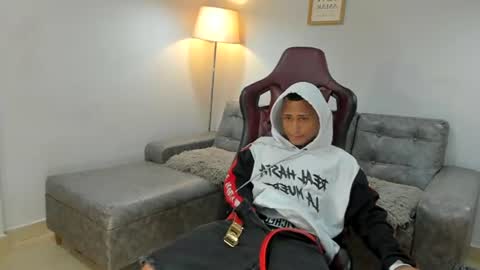 Snapshot of supreme_badboy2 chatting on 08-07-26, 01:57 supreme_badboy2 online show from 08-07-26, 01:57