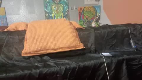 Snapshot of supremelifers chatting on 02-11-25, 06:08 Stony online show from 02-11-25, 06:08