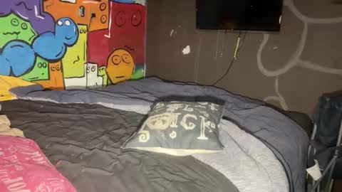 Snapshot of supremelifers chatting on 10-23-25, 08:46 Stony online show from 10-23-25, 08:46