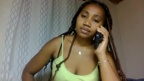 Snapshot of surbelle chatting on 06-07-26, 09:02 surbelle online show from 06-07-26, 09:02