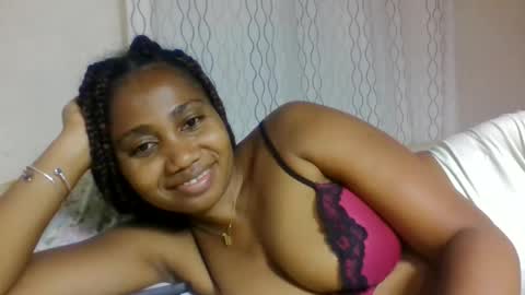 Snapshot of surbelle chatting on 06-07-26, 11:08 surbelle online show from 06-07-26, 11:08