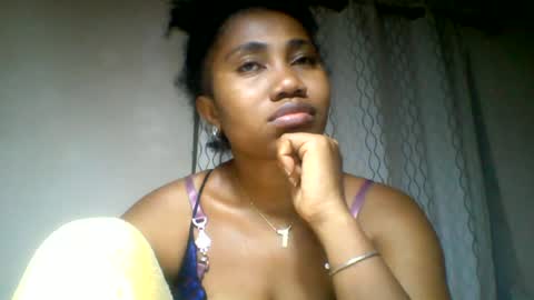 Snapshot of surbelle chatting on 06-23-26, 03:21 surbelle online show from 06-23-26, 03:21