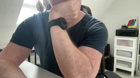 Snapshot of surfstar81 chatting on 03-11-26, 11:49 surfstar81 online show from 03-11-26, 11:49