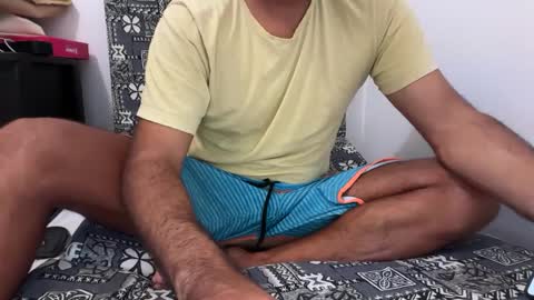 Snapshot of surftravel chatting on 10-03-25, 10:34 surftravel online show from 10-03-25, 10:34