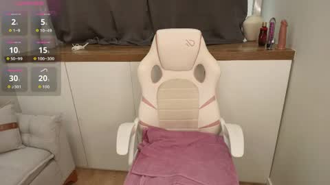 Susan online show from 04-09-26, 07:19