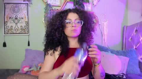 Snapshot of susan_bluee chatting on 01-25-25, 09:26 Susan online show from 01-25-25, 09:26