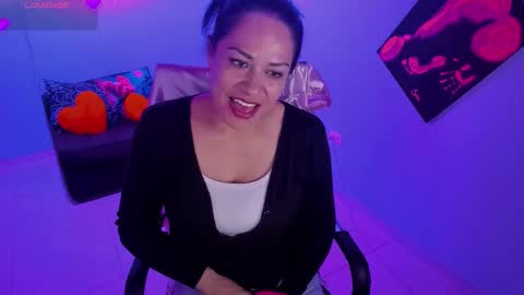 Snapshot of susan_ramires chatting on 09-23-25, 11:08 susan ramires online show from 09-23-25, 11:08