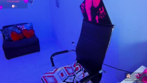 Snapshot of susan_ramires chatting on 12-18-25, 05:19 susan ramires online show from 12-18-25, 05:19