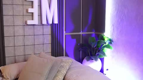 Snapshot of susan_wall chatting on 03-03-26, 12:44 susan_wall online show from 03-03-26, 12:44