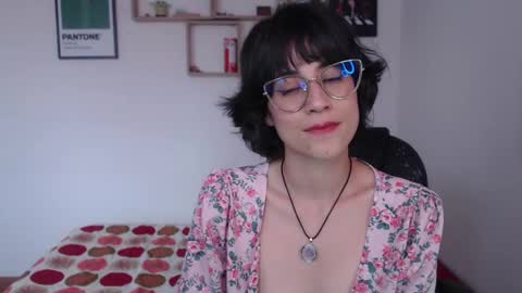 susana_w online show from 02-05-25, 09:07