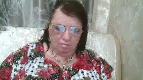 Snapshot of susanaahsun chatting on 06-16-26, 11:13 SusanaAhSun online show from 06-16-26, 11:13