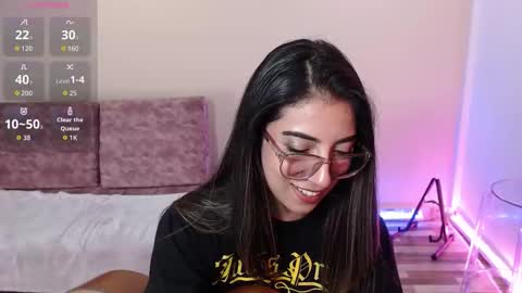 Susana hendrix    online show from 02-10-26, 07:18