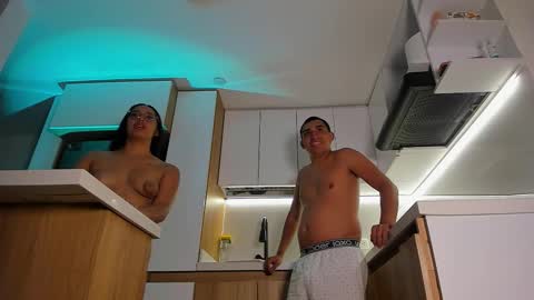 susanclarck online show from 10-31-25, 03:40