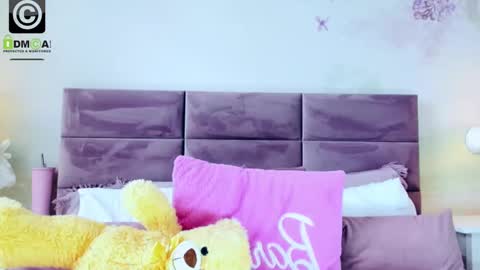 Snapshot of susanjewel chatting on 02-17-25, 09:46 SusanJewel online show from 02-17-25, 09:46