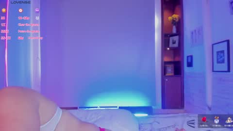 Snapshot of susann_ross chatting on 01-31-25, 01:56 Susan Everyday From 0530 to 1430 Col Time online show from 01-31-25, 01:56