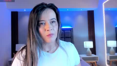 Snapshot of susann_ross chatting on 09-13-25, 11:10 Susan Everyday From 0530 to 1430 Col Time online show from 09-13-25, 11:10