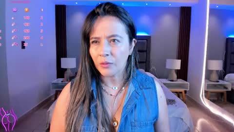 Snapshot of susann_ross chatting on 11-07-25, 10:59 Susan Everyday From 0530 to 1430 Col Time online show from 11-07-25, 10:59