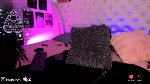 Val Help me get to 100 thumbs up online show from 12-01-25, 06:02