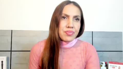 Snapshot of susanthomass chatting on 06-22-26, 07:22 susanthomass online show from 06-22-26, 07:22