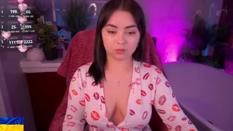 Snapshot of susiewood chatting on 05-02-26, 08:14 Susie online show from 05-02-26, 08:14